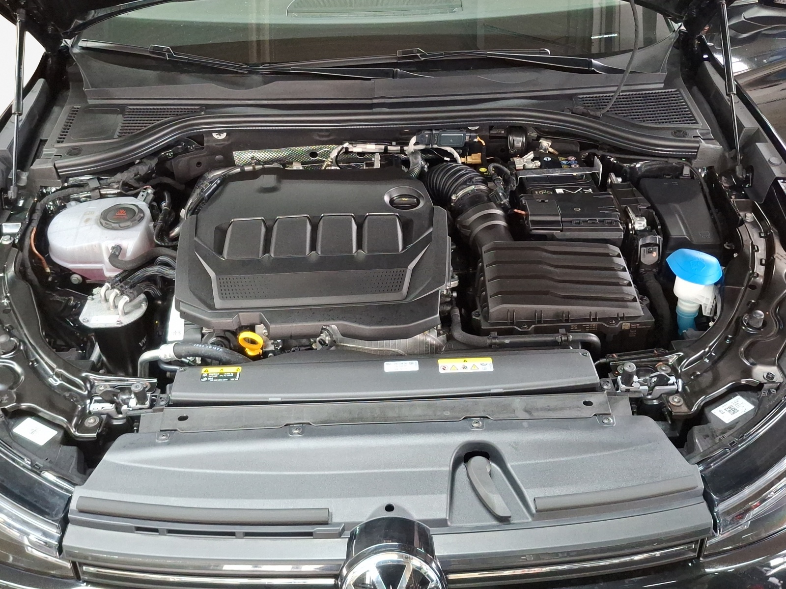 VW Passat Variant 2.0 TDI evo Business DSG-image-15