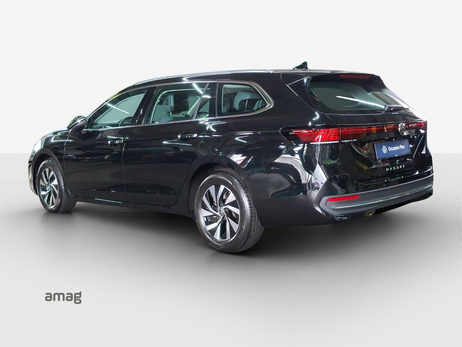 VW Passat Variant 2.0 TDI evo Business DSG-image-2