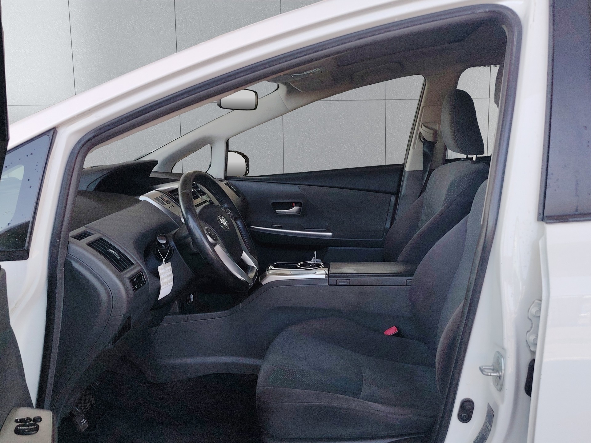 TOYOTA Prius+ 1.8 VVT-i HSD Luna-image-8