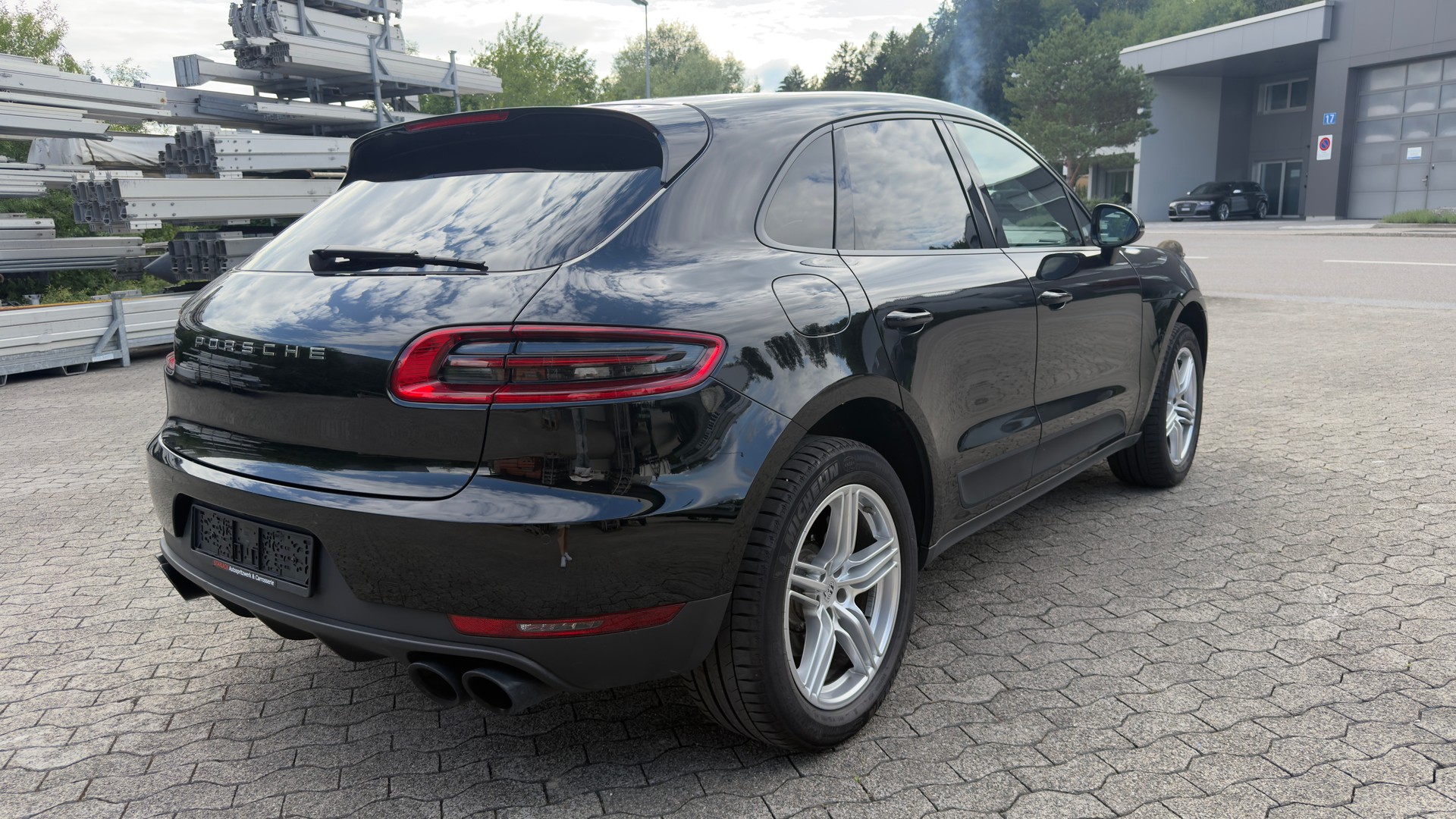 PORSCHE Macan PDK-image-4