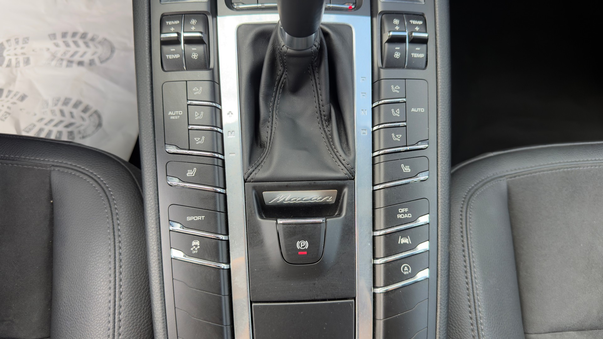 PORSCHE Macan PDK-image-12