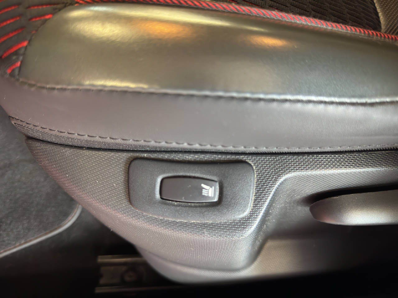 RENAULT Captur 1.2 TCe Helly Hansen EDC-image-5
