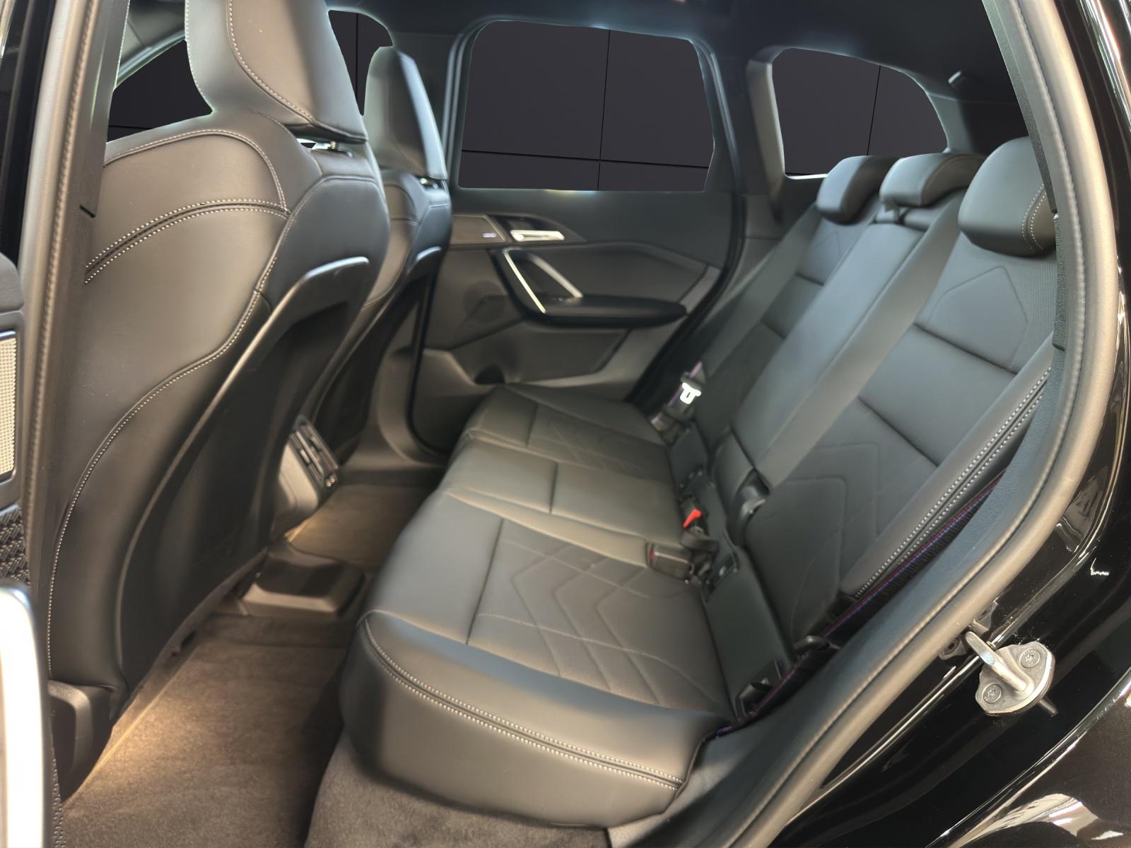 BMW X1 30e xDrive-image-11