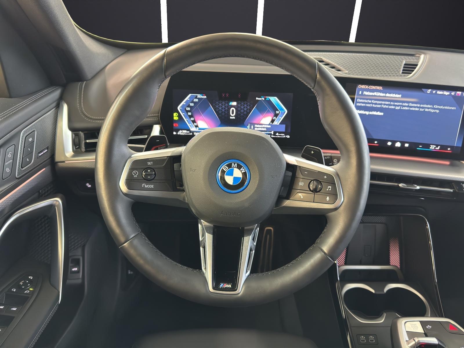 BMW X1 30e xDrive-image-18