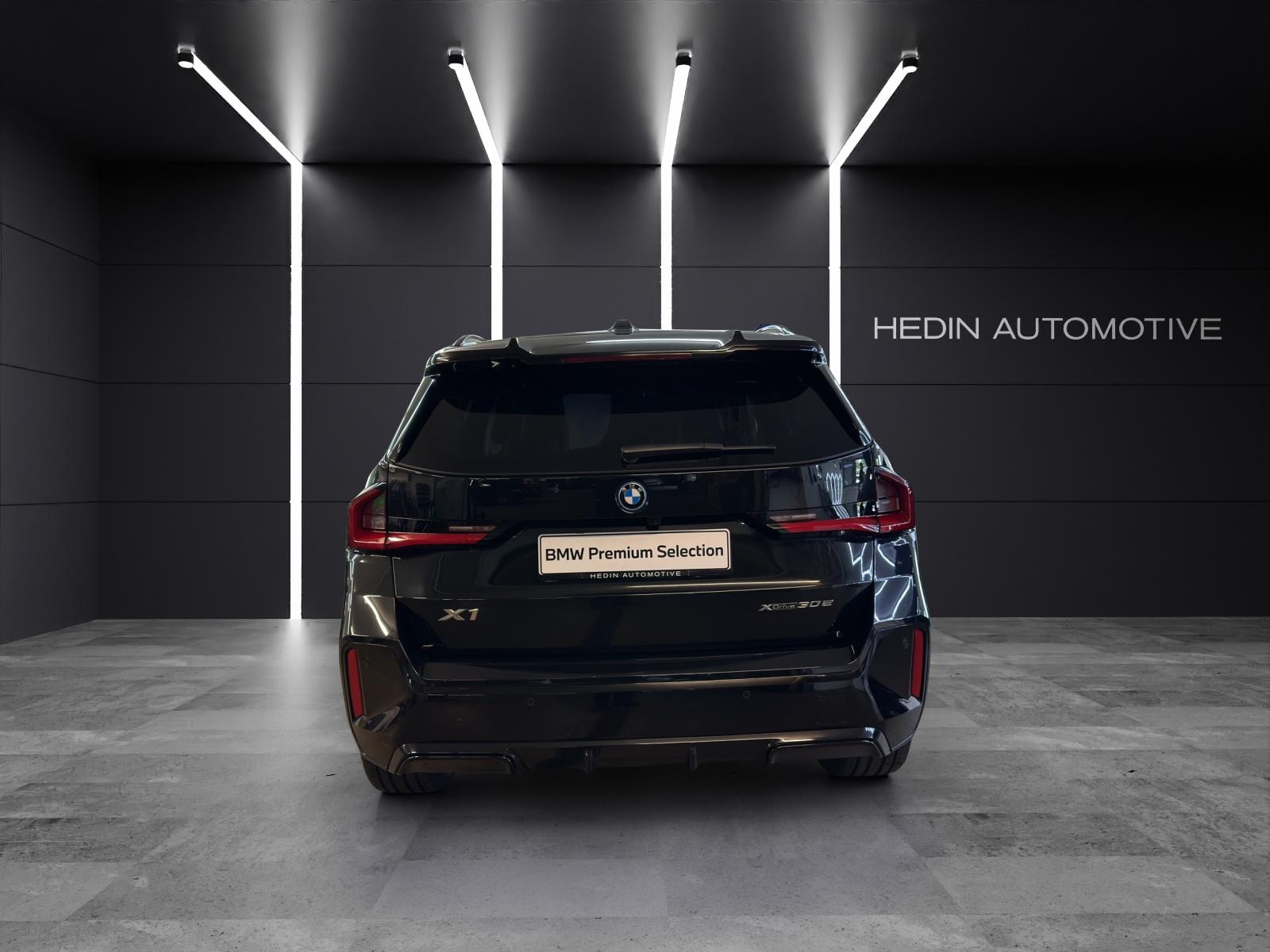 BMW X1 30e xDrive-image-3