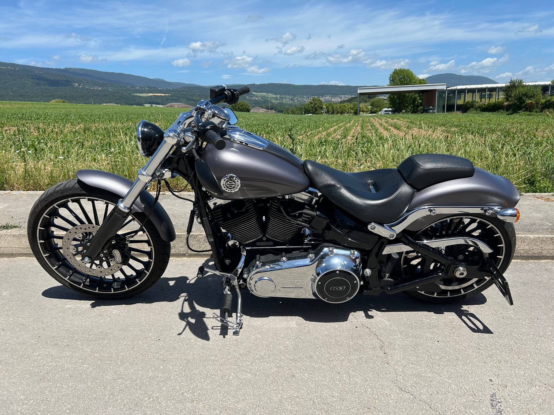 HARLEY-DAVIDSON FXSB Breakout 103 ABS-image-4