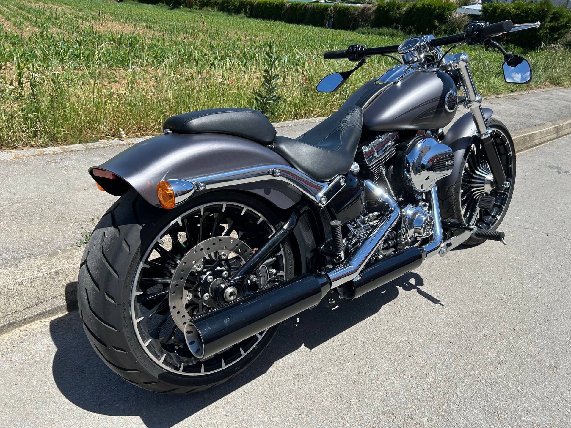 HARLEY-DAVIDSON FXSB Breakout 103 ABS-image-2