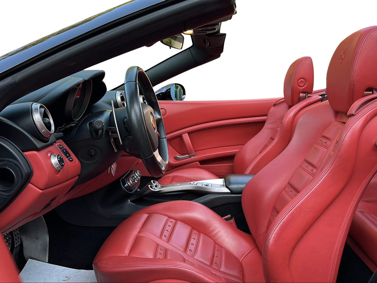 FERRARI California 4.3 V8-image-10