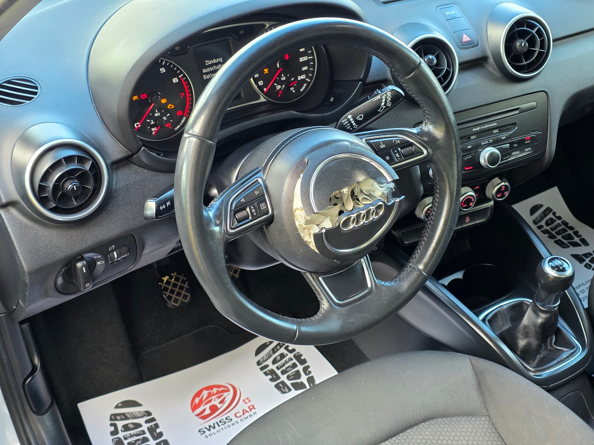 AUDI A1 Sportback 1.4 TFSI Ambition-image-9