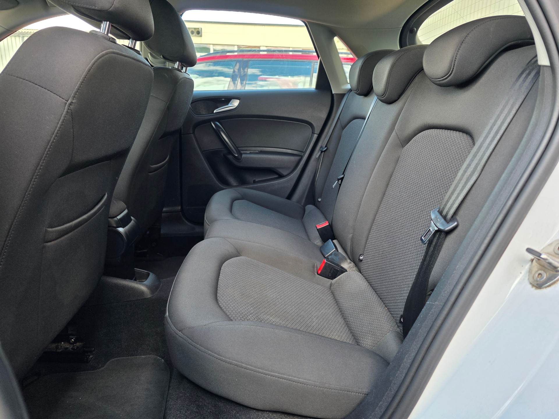 AUDI A1 Sportback 1.4 TFSI Ambition-image-11