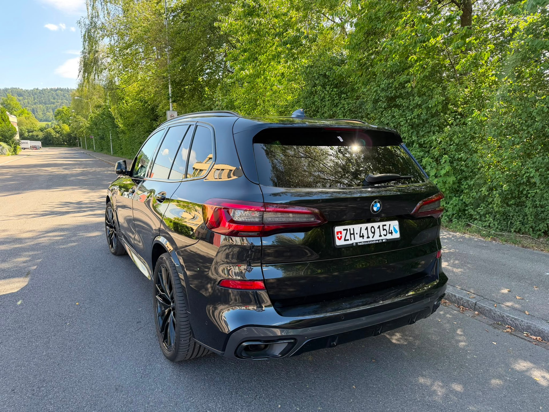 BMW xDrive40d-image-2