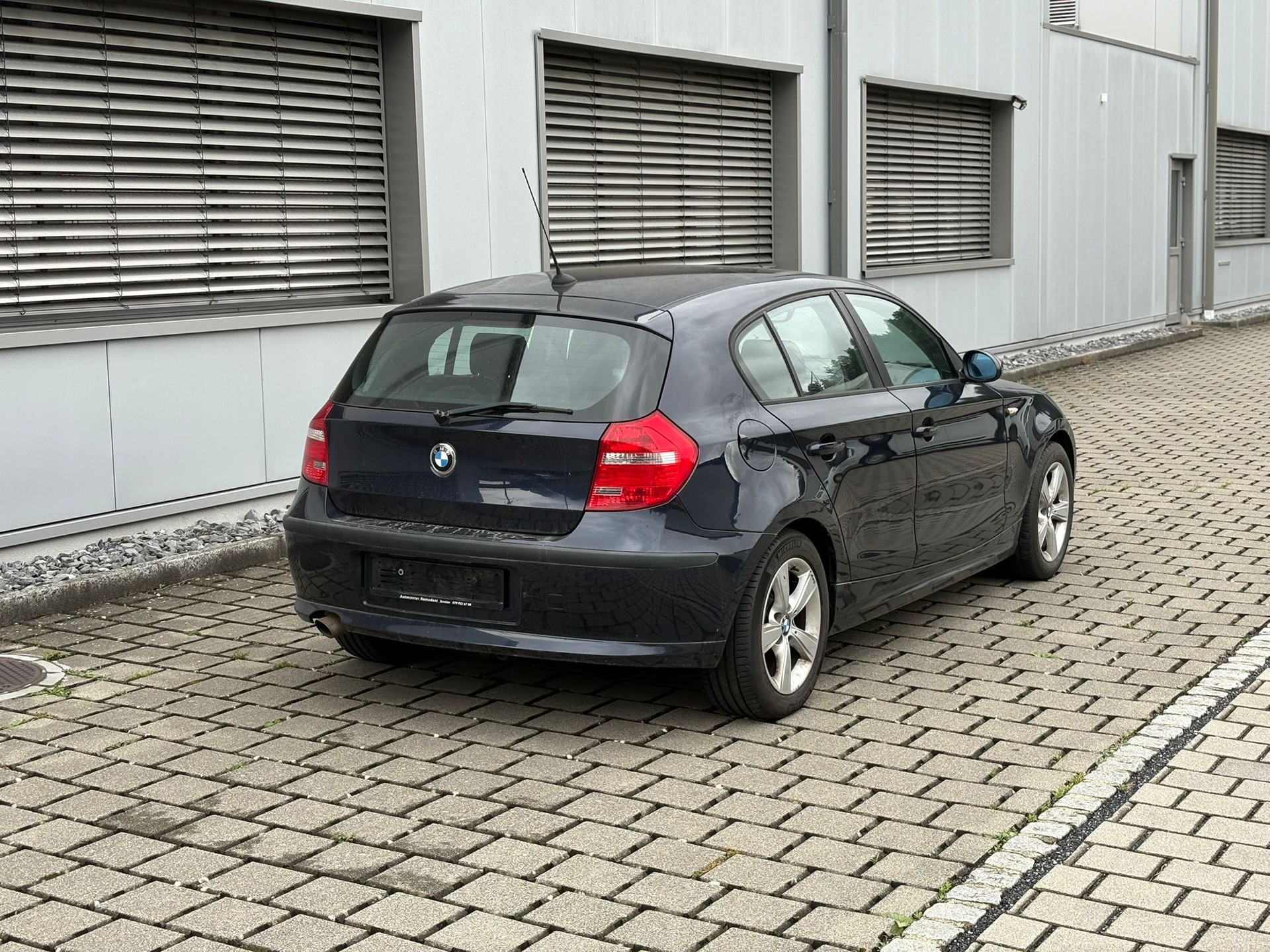 BMW 118d-image-3