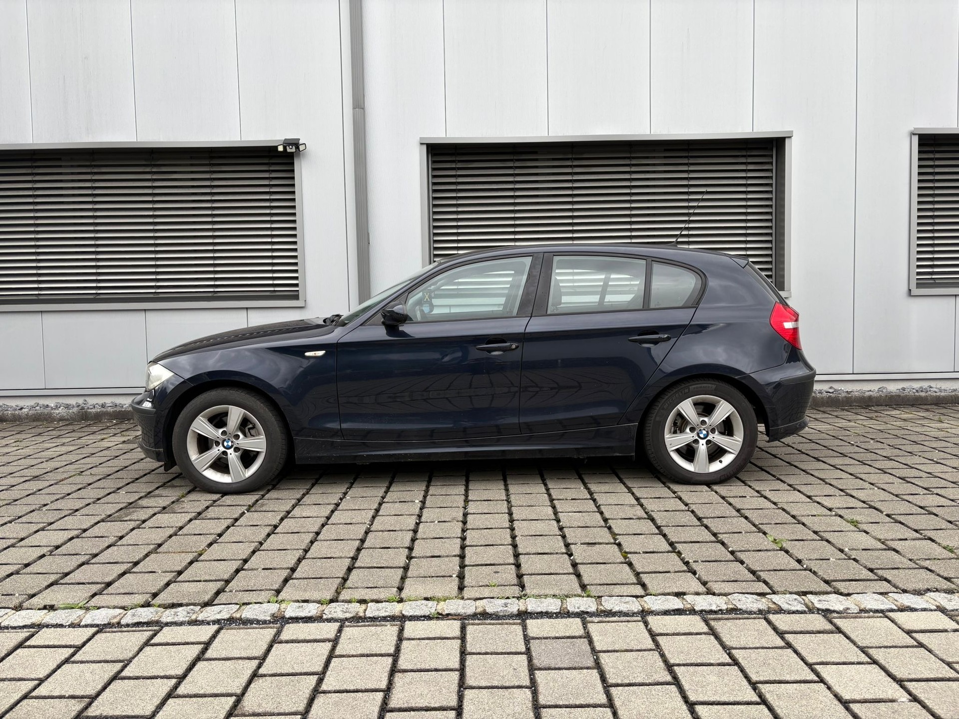 BMW 118d-image-12