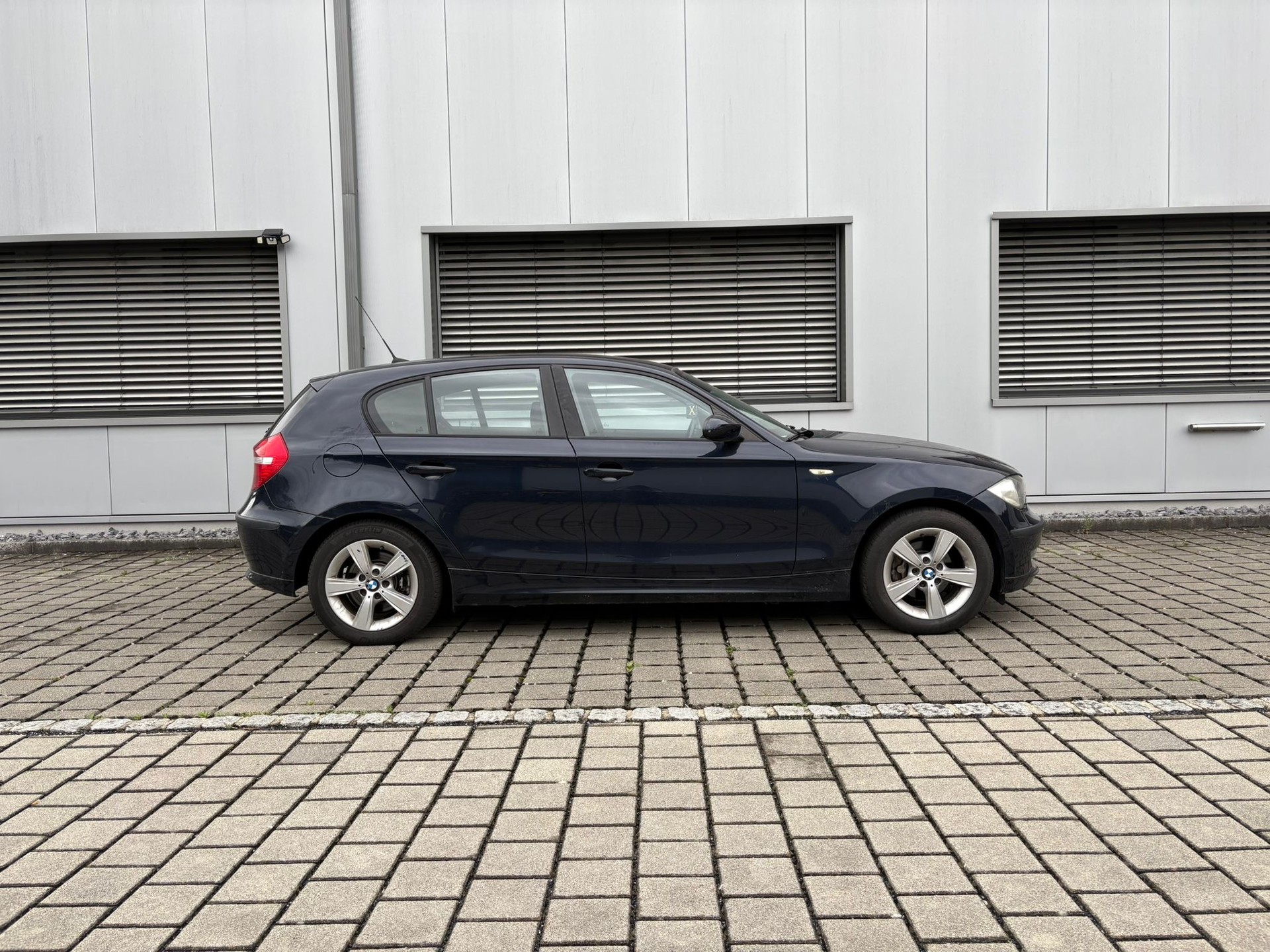BMW 118d-image-2