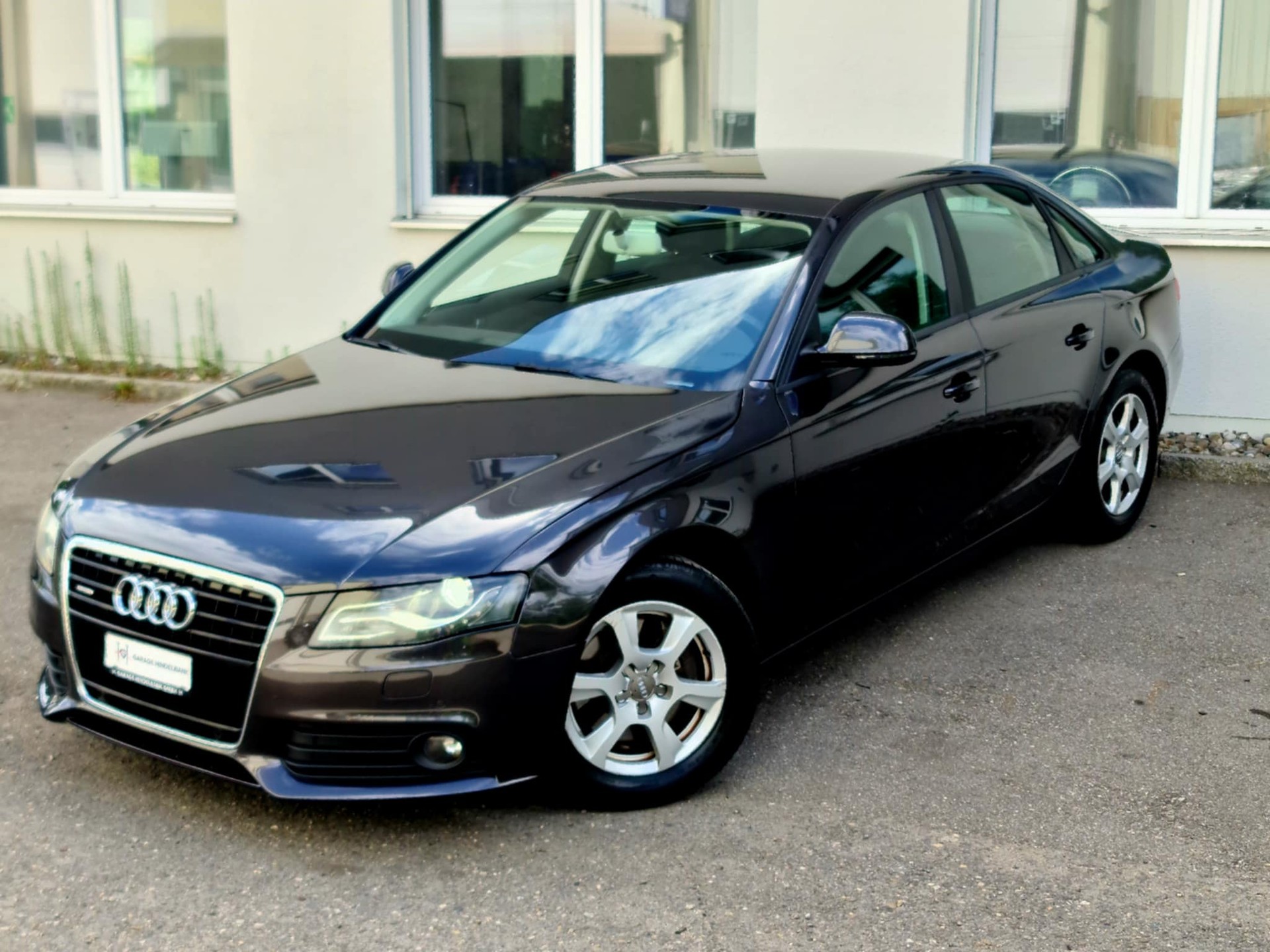 AUDI A4 Limousine 3.2 FSI quattro-image-0