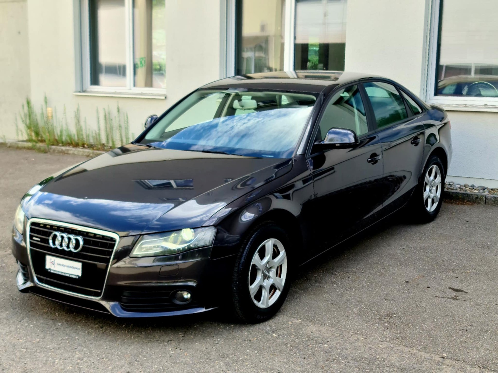 AUDI A4 Limousine 3.2 FSI quattro-image-5