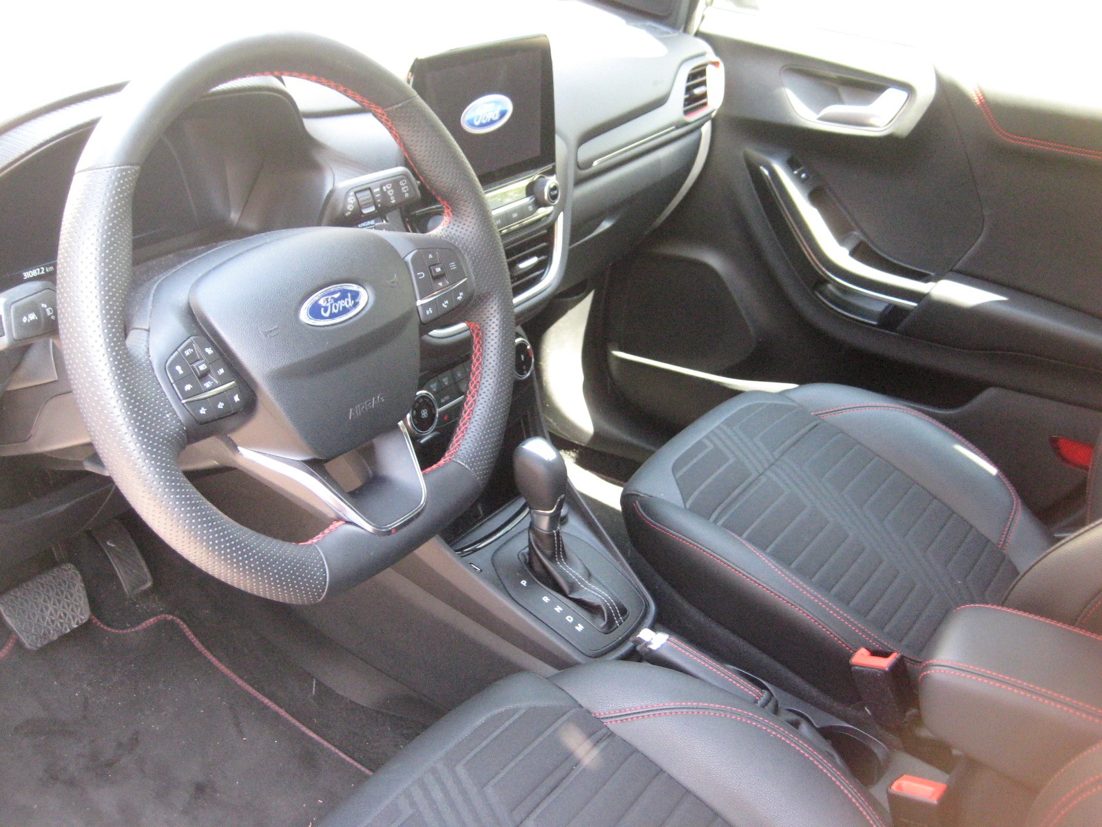 FORD Puma 1.0 MHEV ST-Line X Automat-image-5