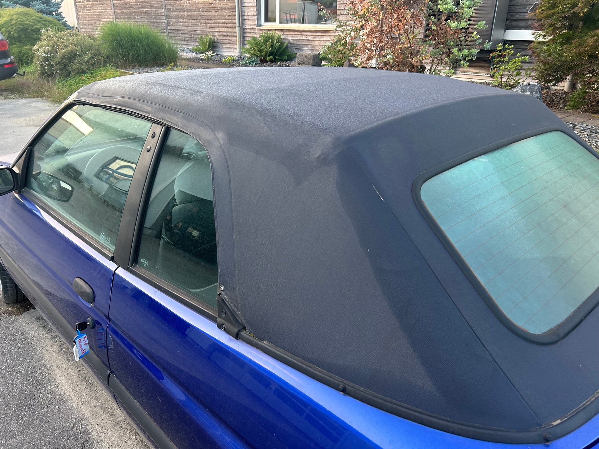 FORD Escort 1.6i 16V Azur-image-5