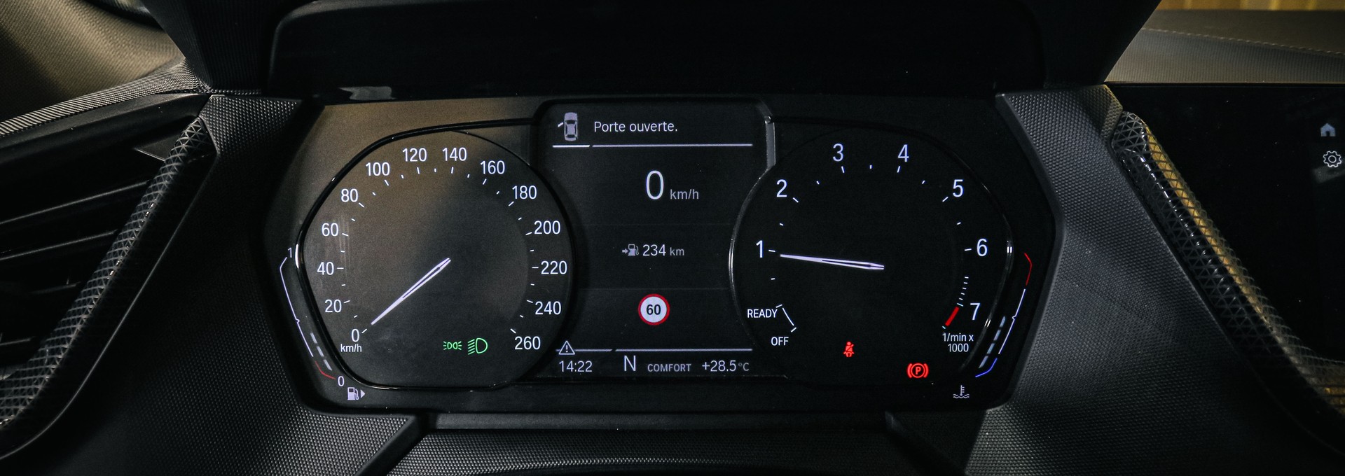 BMW 118i Sport Line-image-13