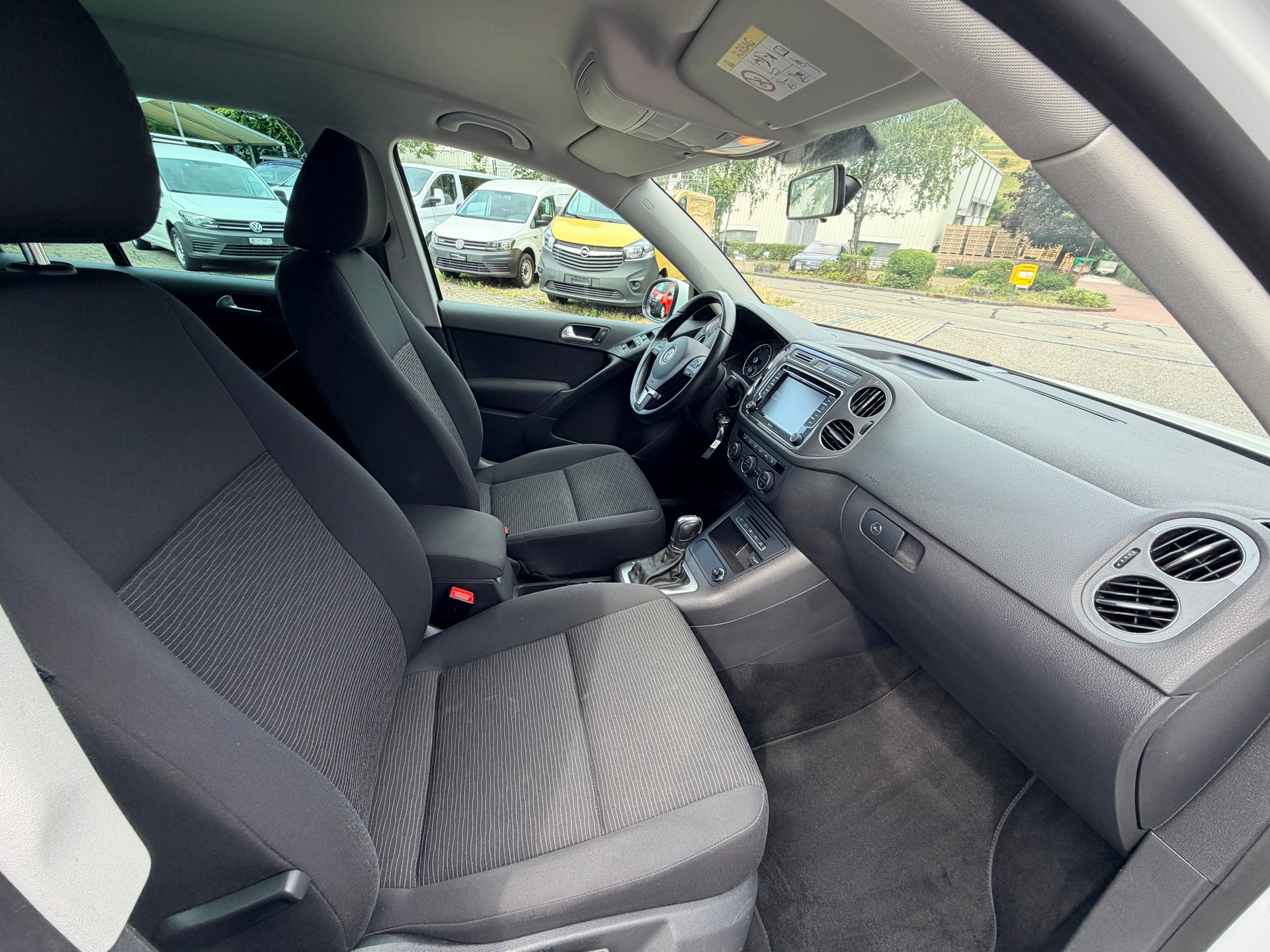 VW Tiguan 2.0 TDI BlueMotion Track&Field 4Motion DSG-image-8
