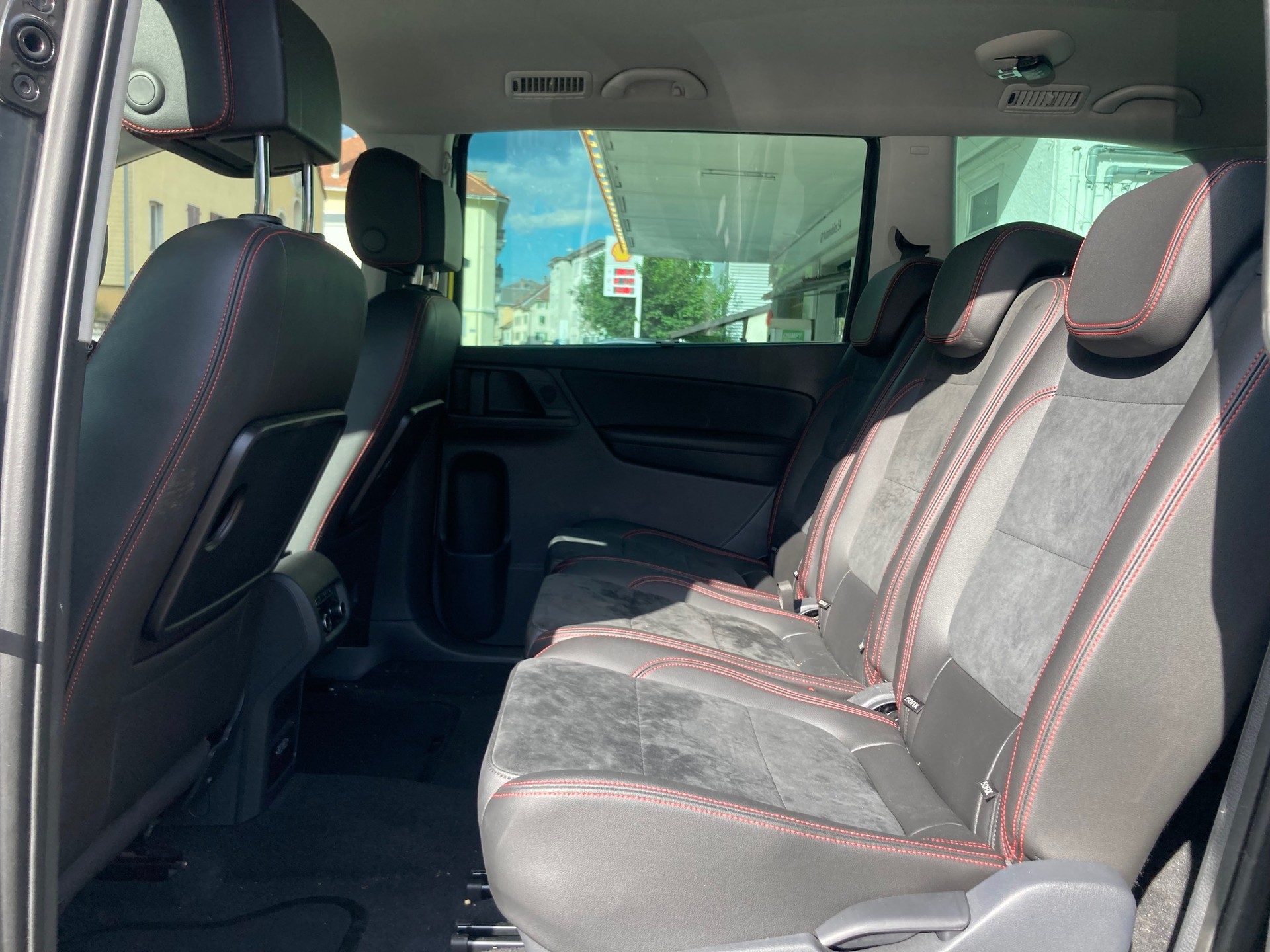 SEAT Alhambra 1.4 TSI SWISS FR-image-6