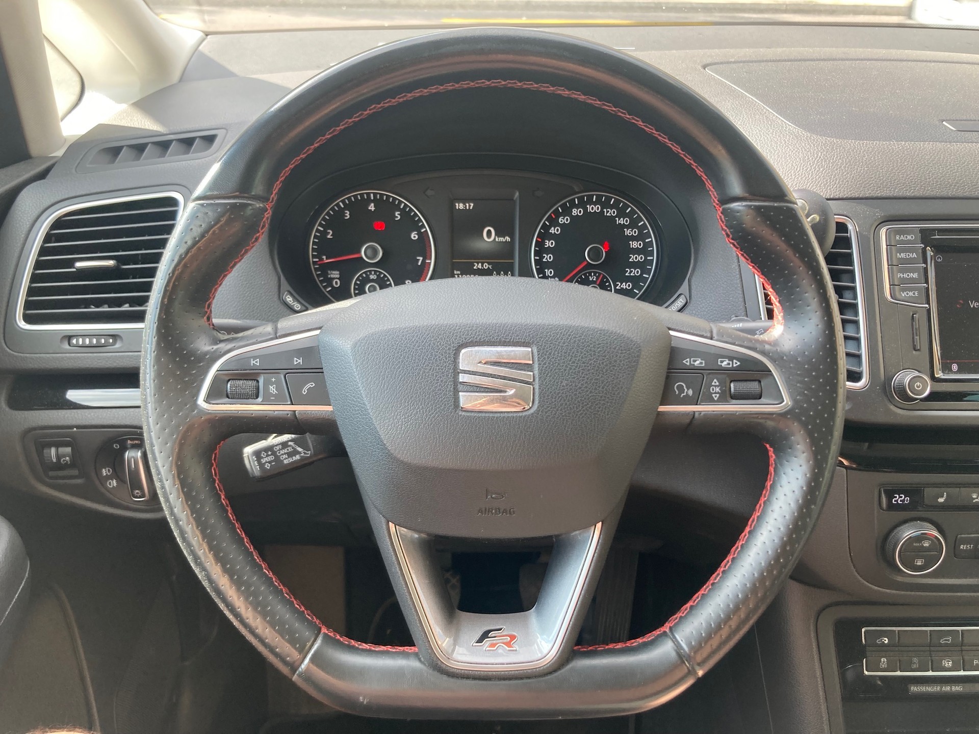 SEAT Alhambra 1.4 TSI SWISS FR-image-10