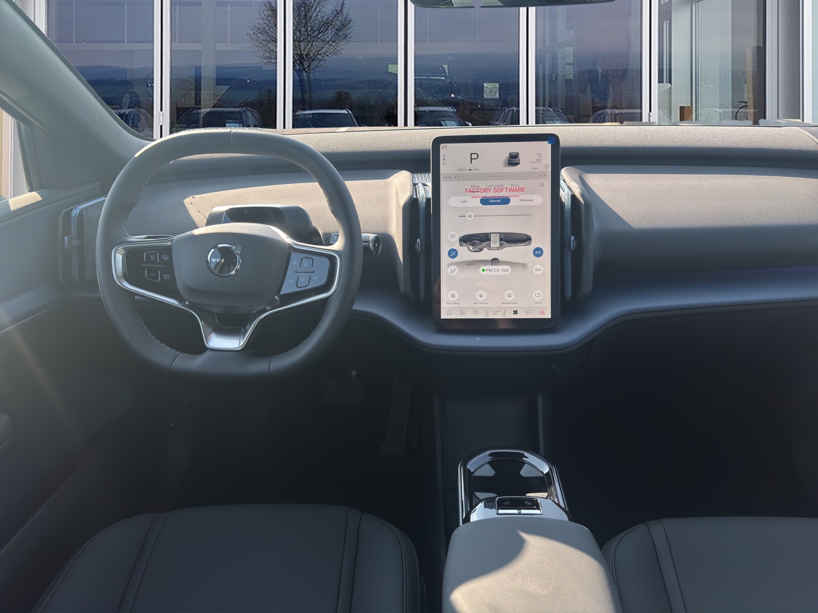VOLVO EX30 CC E60 Twin Performance AWD-image-9