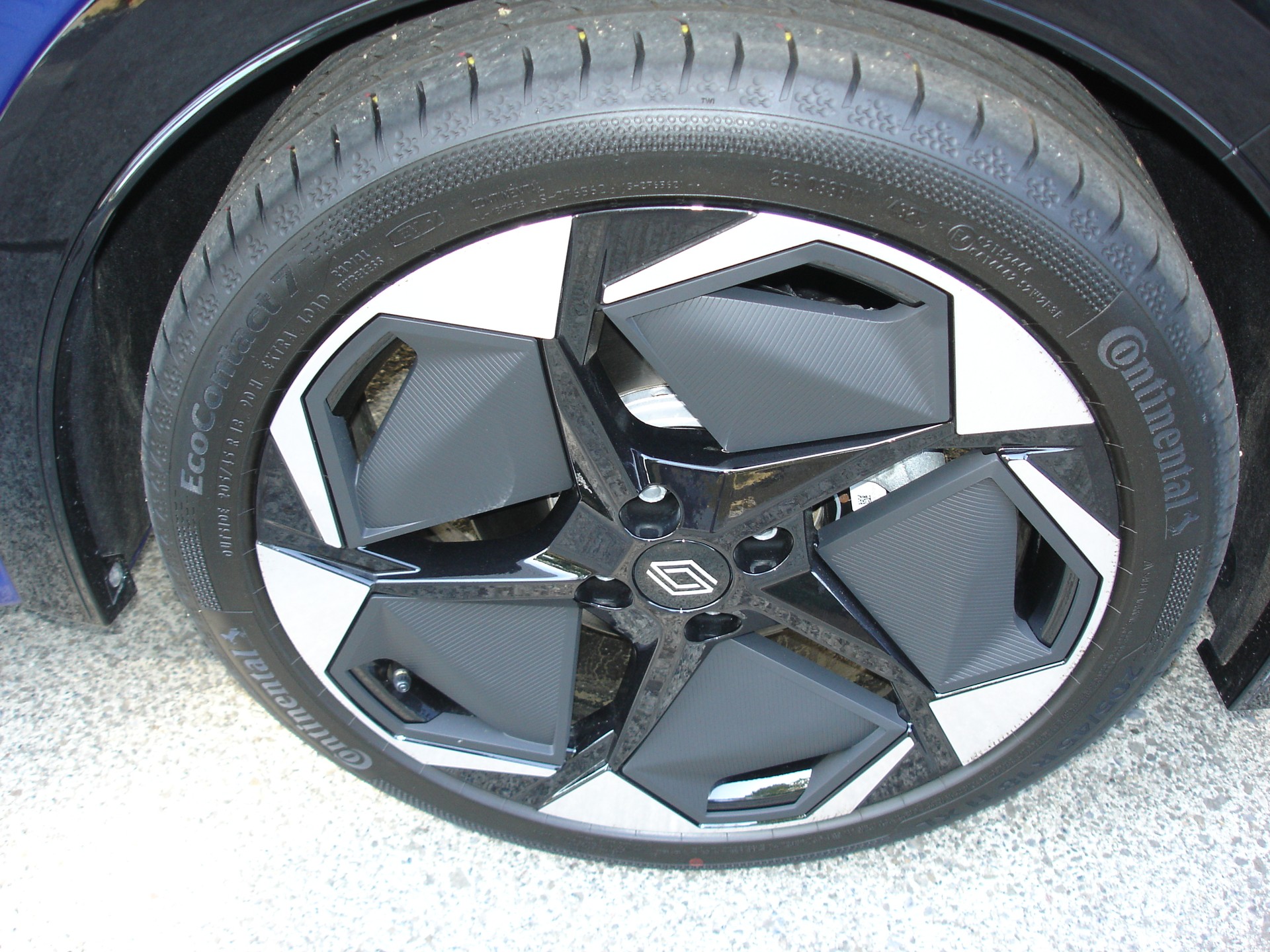 RENAULT Clio 1.8 E-Tech Techno-image-4