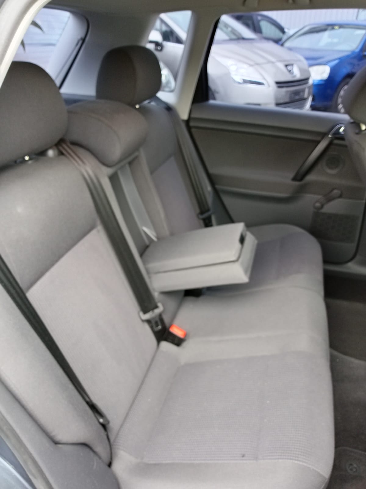 VW Polo 1.4 16V Highline-image-10