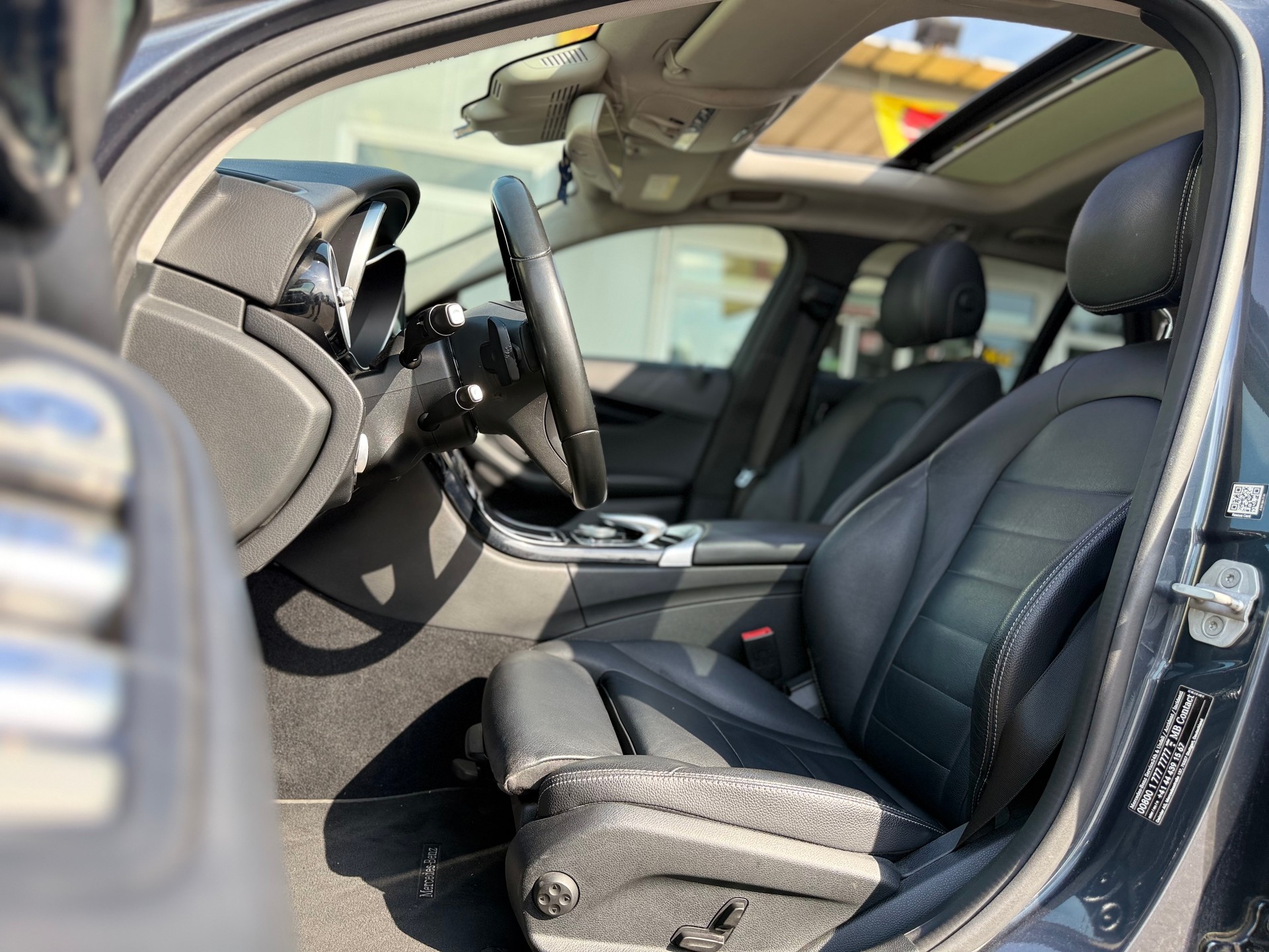 MERCEDES-BENZ C 250 BlueTEC Exclusive 4Matic 7G-Tronic-image-8