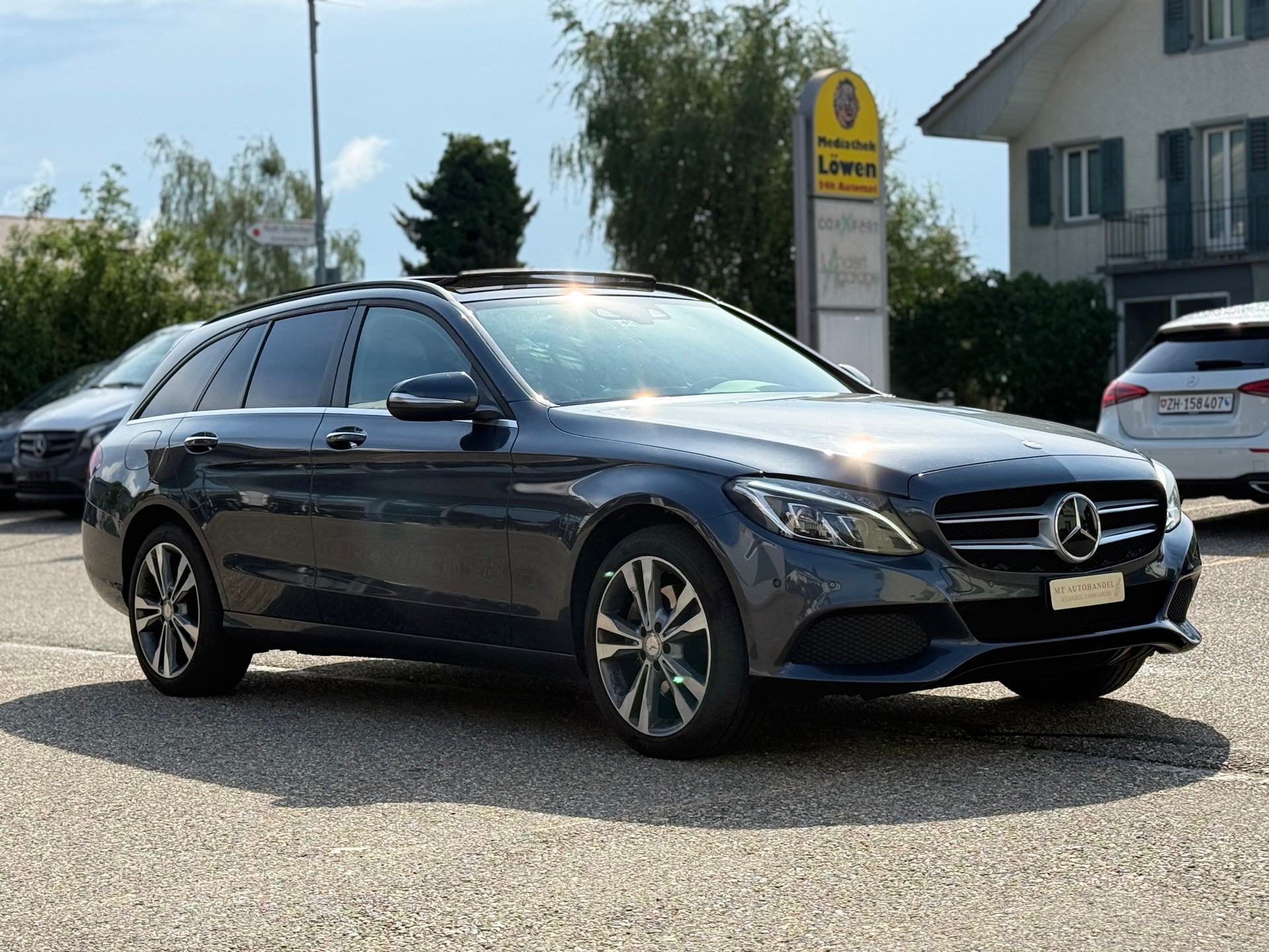 MERCEDES-BENZ C 250 BlueTEC Exclusive 4Matic 7G-Tronic-image-2