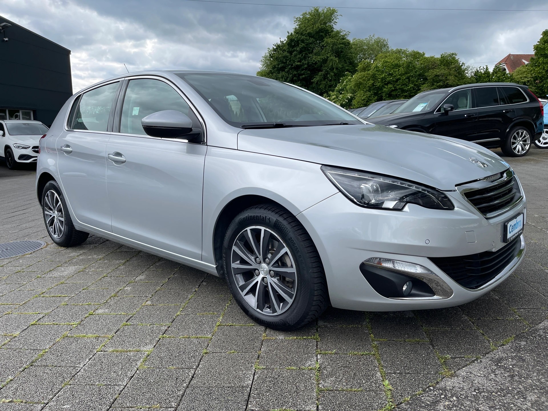 PEUGEOT 308 1.2 THP Allure Automatic-image-4