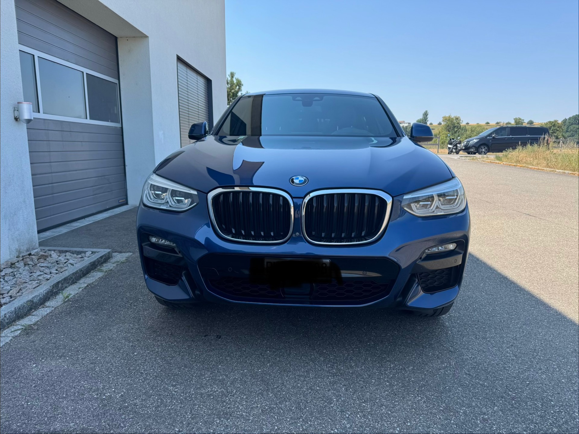 BMW 20d xDrive-image-1