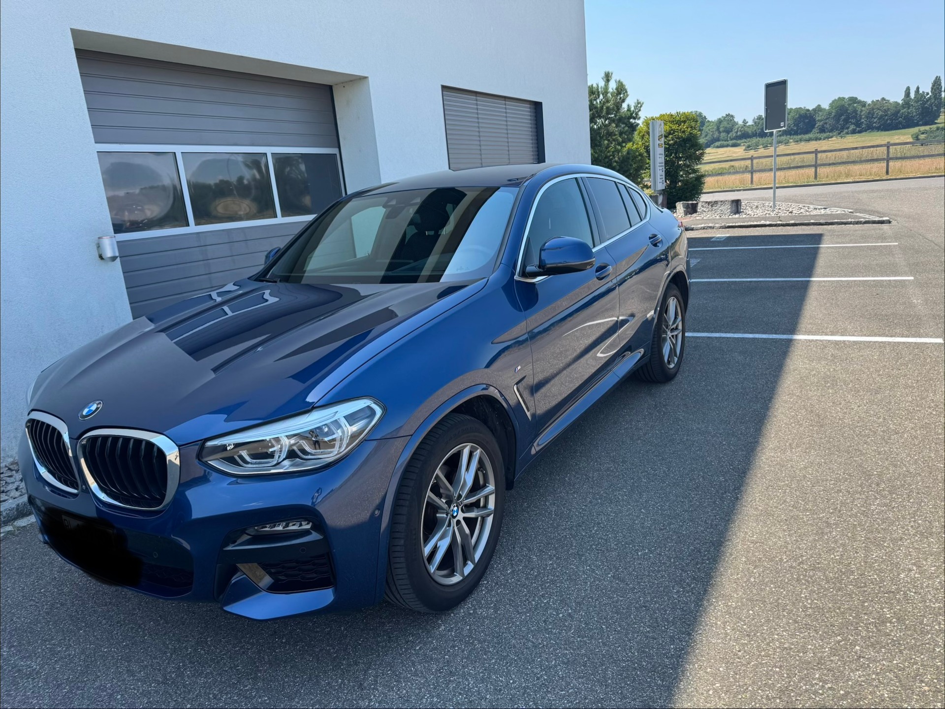 BMW 20d xDrive-image-0