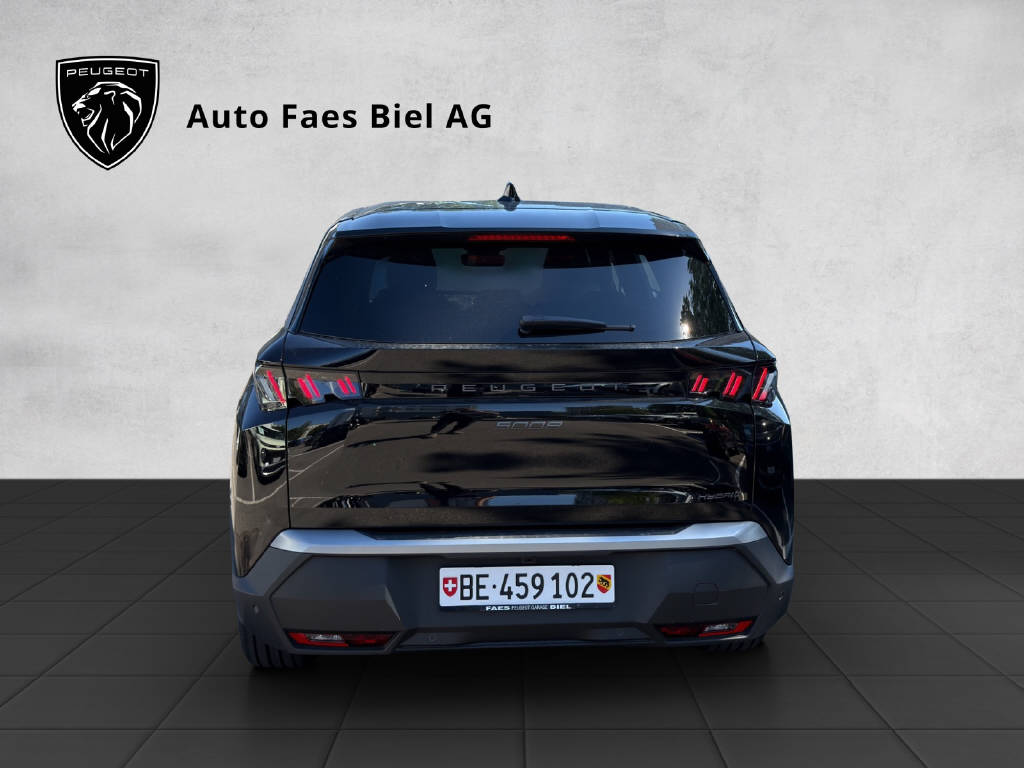 PEUGEOT 5008 1.2 Hybrid Allure Premium-image-4