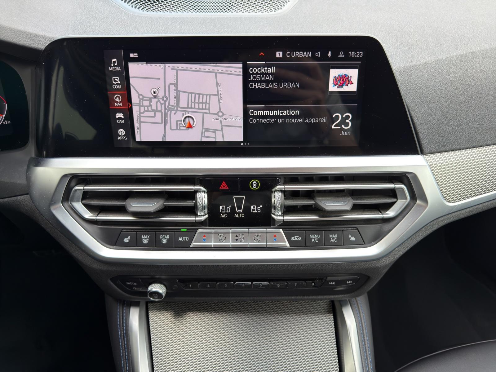 BMW M240i xDrive Steptronic (CH)-image-23