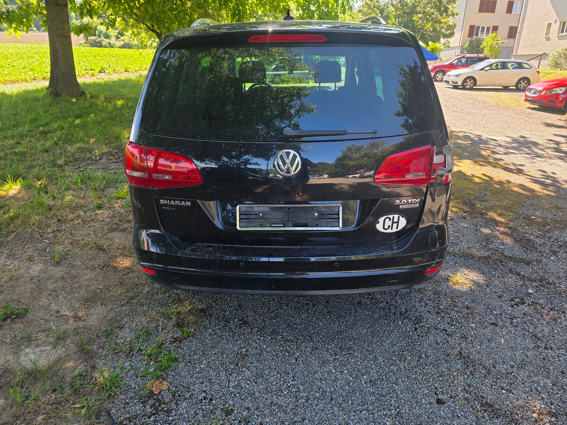 VW Sharan 2.0 TDI BlueMotion Technology 65th Edition-image-5