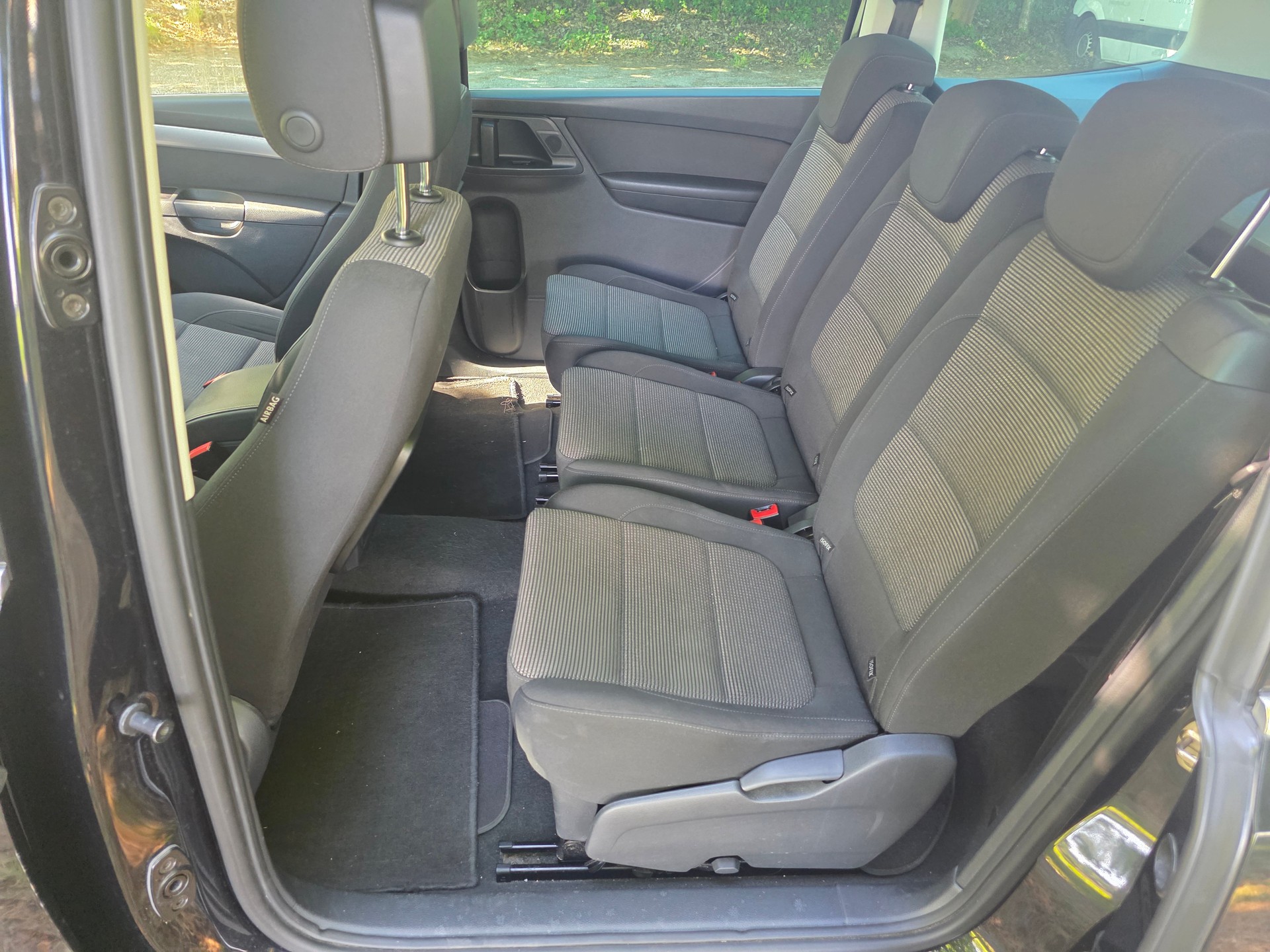 VW Sharan 2.0 TDI BlueMotion Technology 65th Edition-image-10