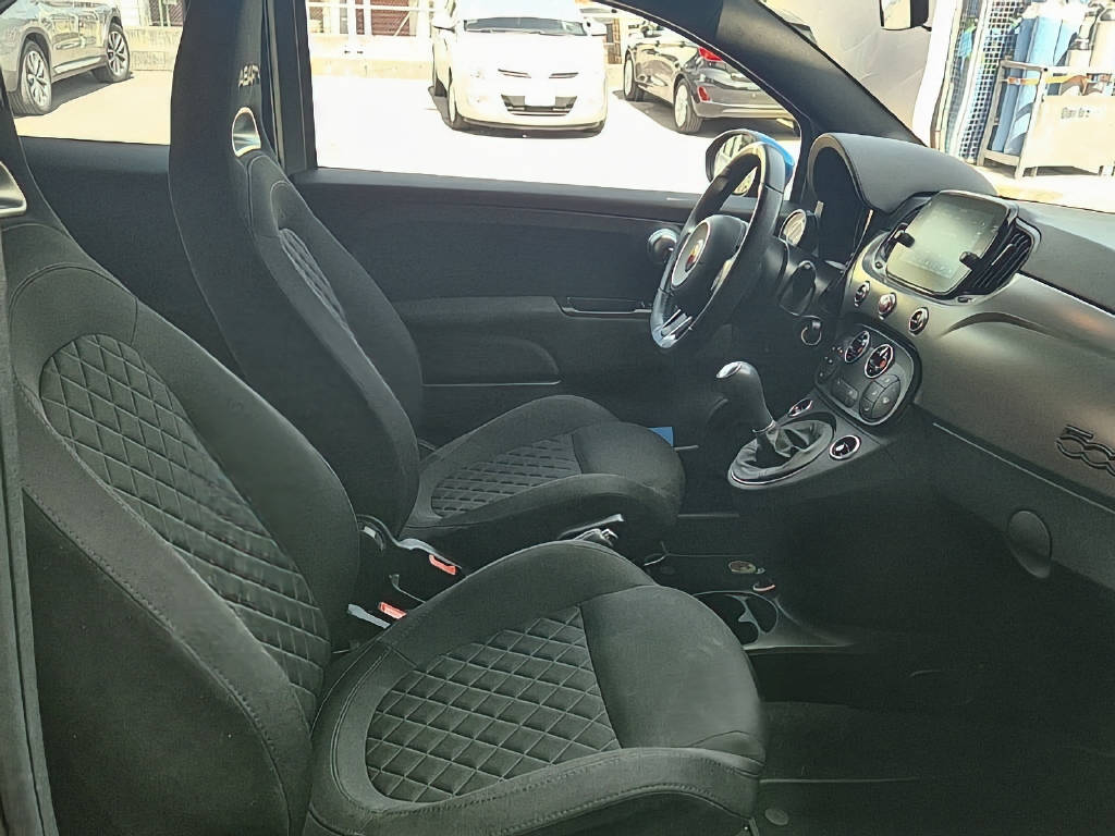 FIAT 595 C Abarth 1.4 T-Jet 165 F595-image-6