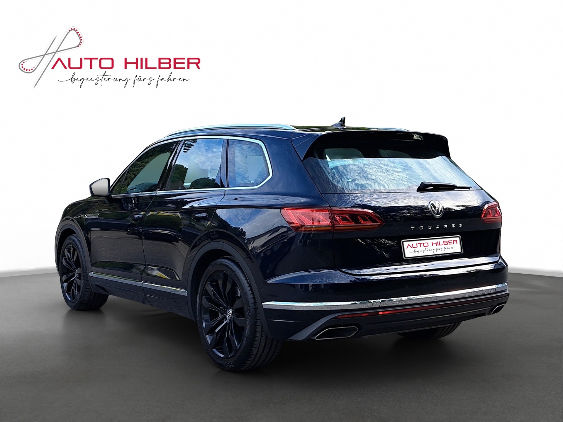 VW Touareg 3.0 TSI Elegance Tiptronic-image-4
