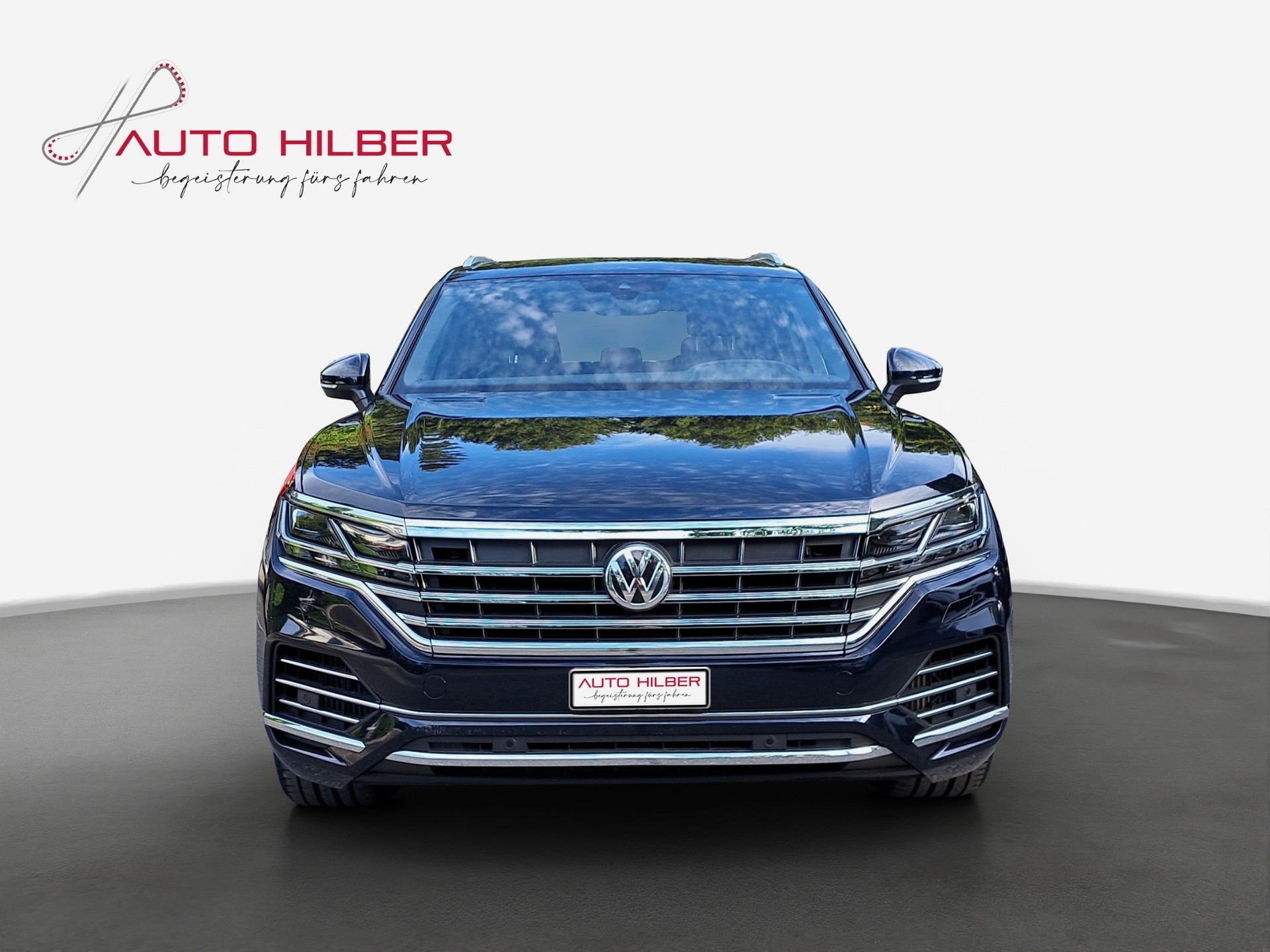 VW Touareg 3.0 TSI Elegance Tiptronic-image-1