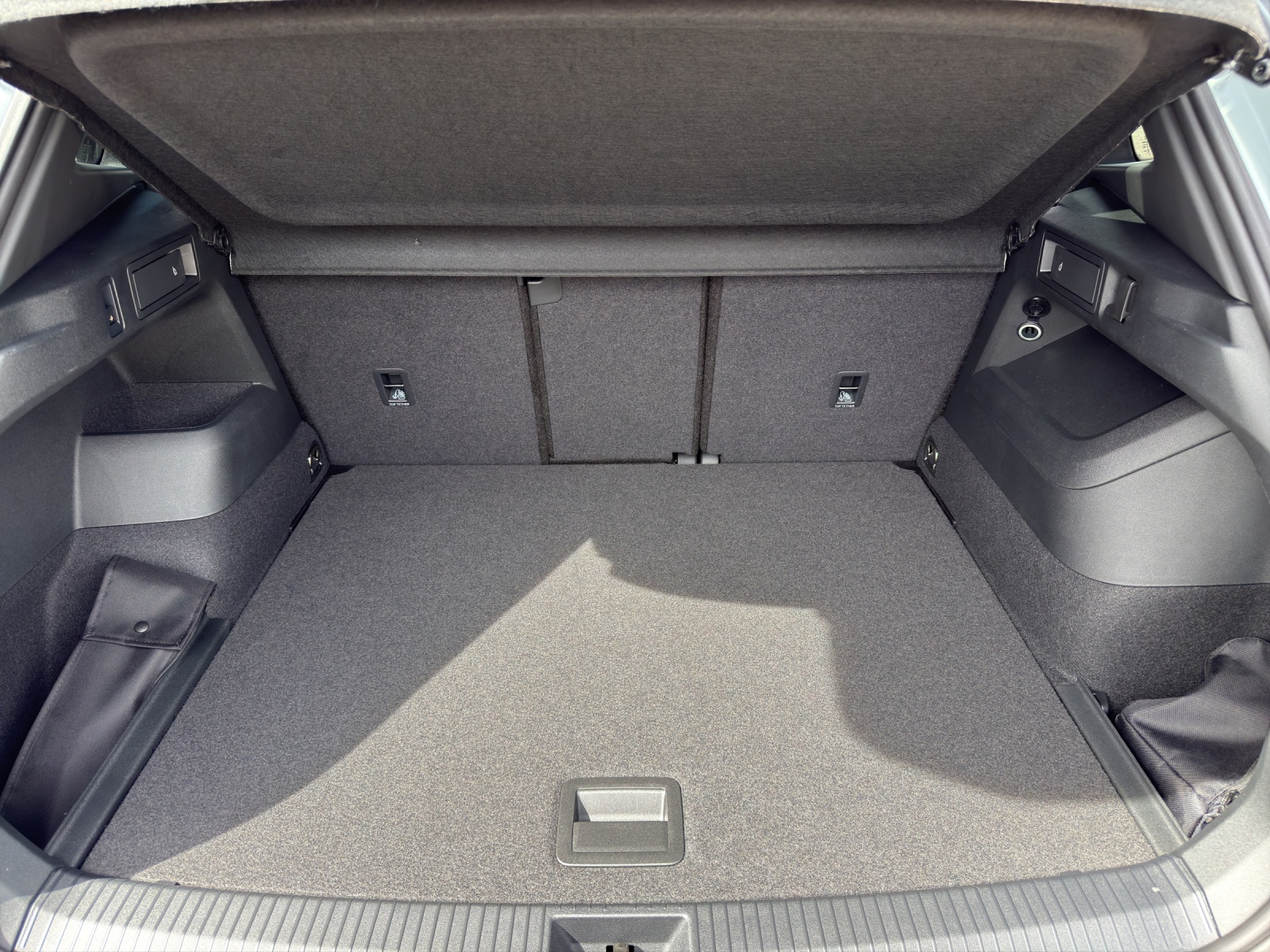 VW Tiguan 2.0 TSI DSG R-Line 4Motion-image-18