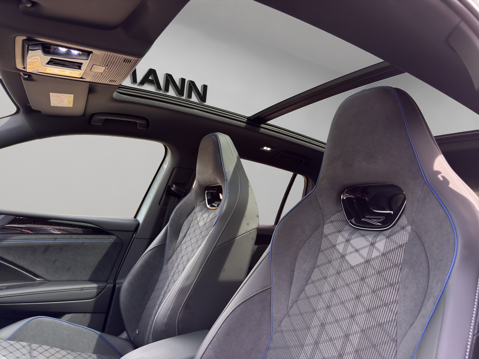 VW Tiguan 2.0 TSI DSG R-Line 4Motion-image-15
