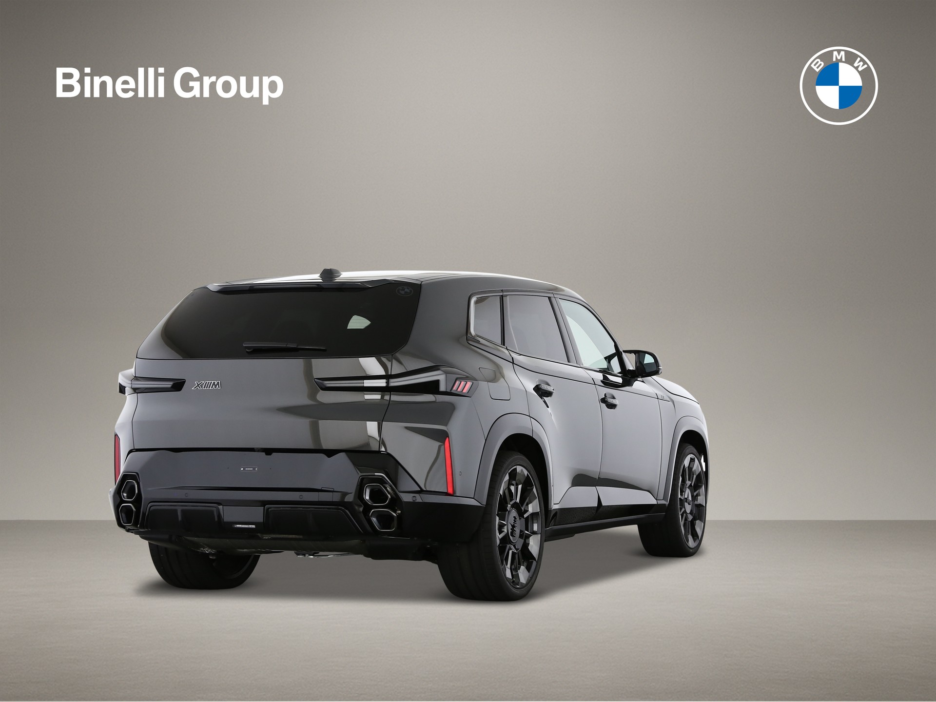 BMW XM 50e Plug-in Hybrid-image-4