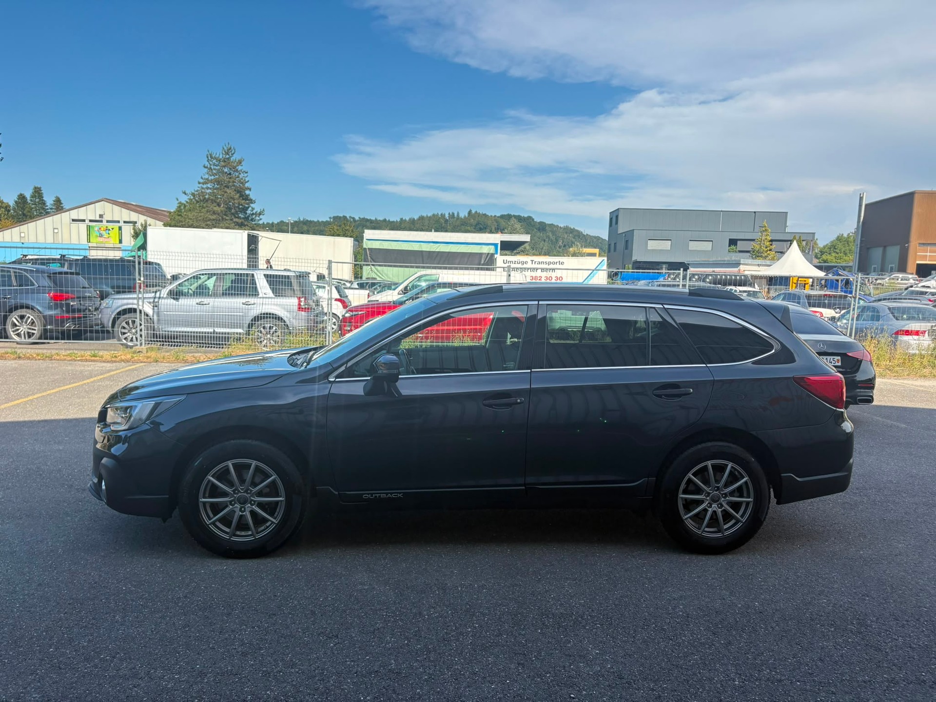 SUBARU Outback 2.5i Swiss AWD Lineartronic-image-9