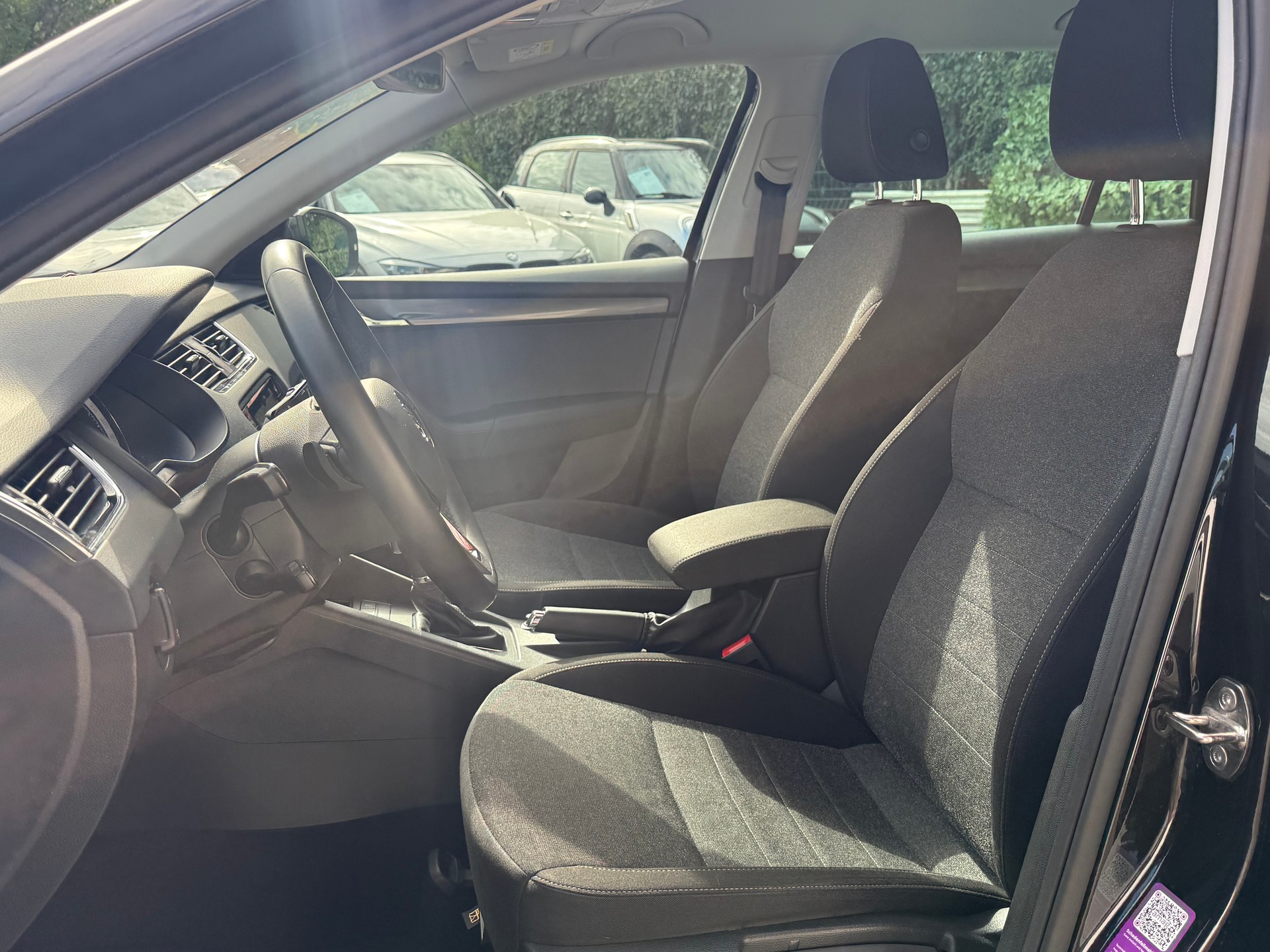 SKODA Octavia Combi 2.0 TDI Soleil 4x4 DSG-image-12