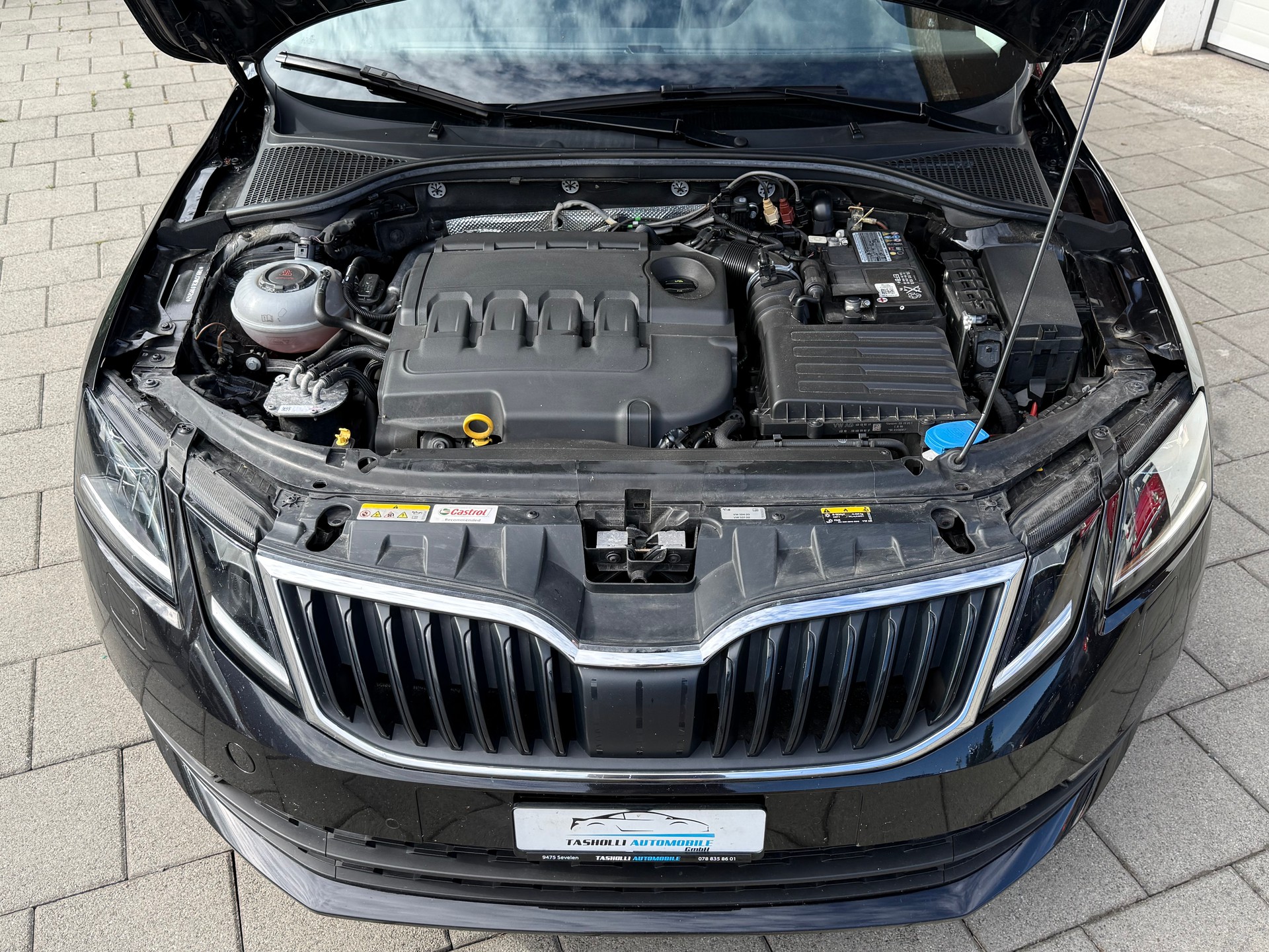 SKODA Octavia Combi 2.0 TDI Soleil 4x4 DSG-image-14