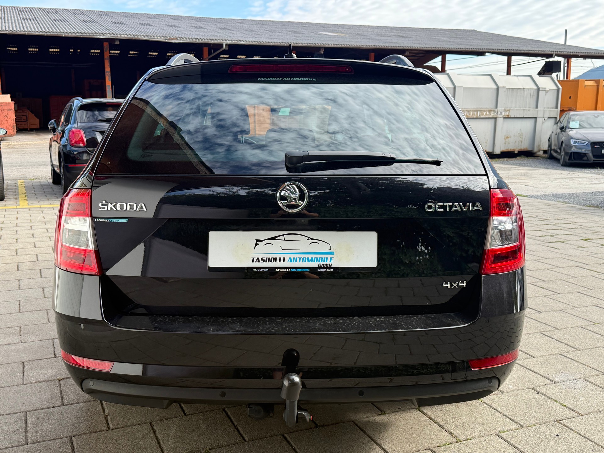 SKODA Octavia Combi 2.0 TDI Soleil 4x4 DSG-image-4