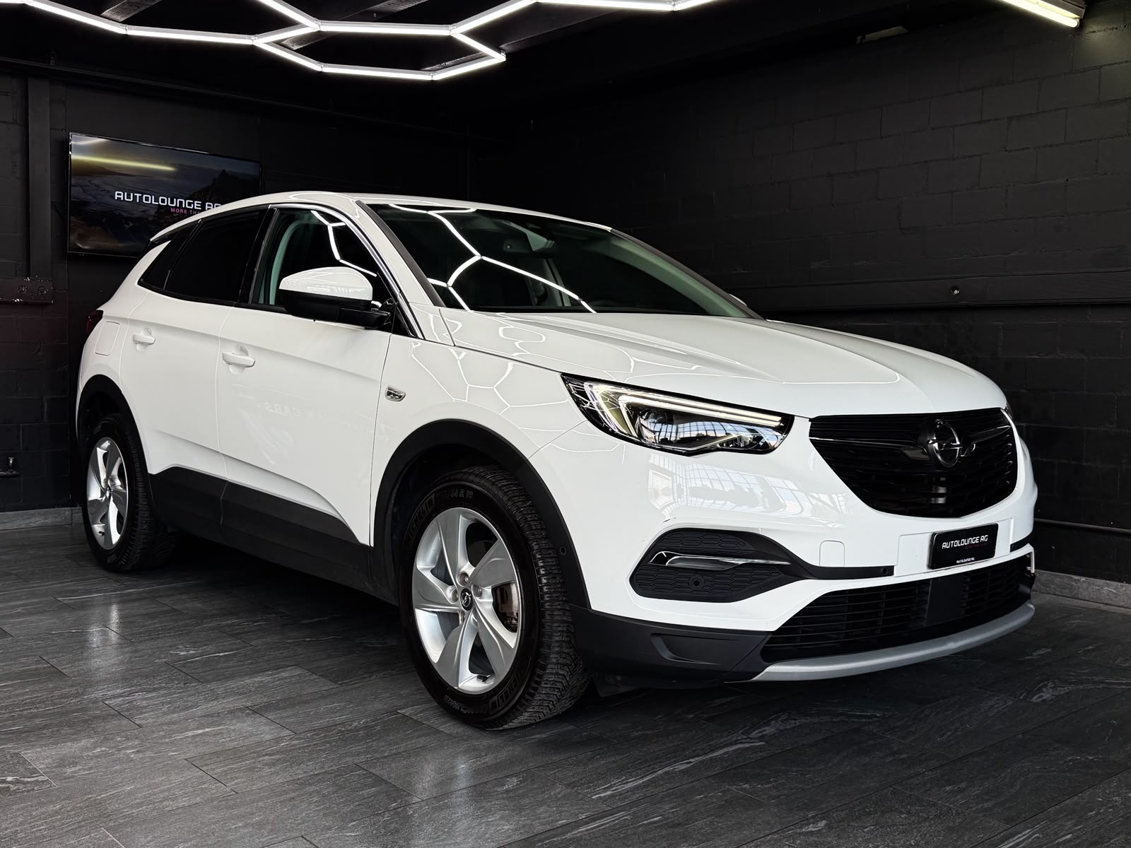 OPEL Grandland X 1.6 TP Ultimate Automatik-image-2