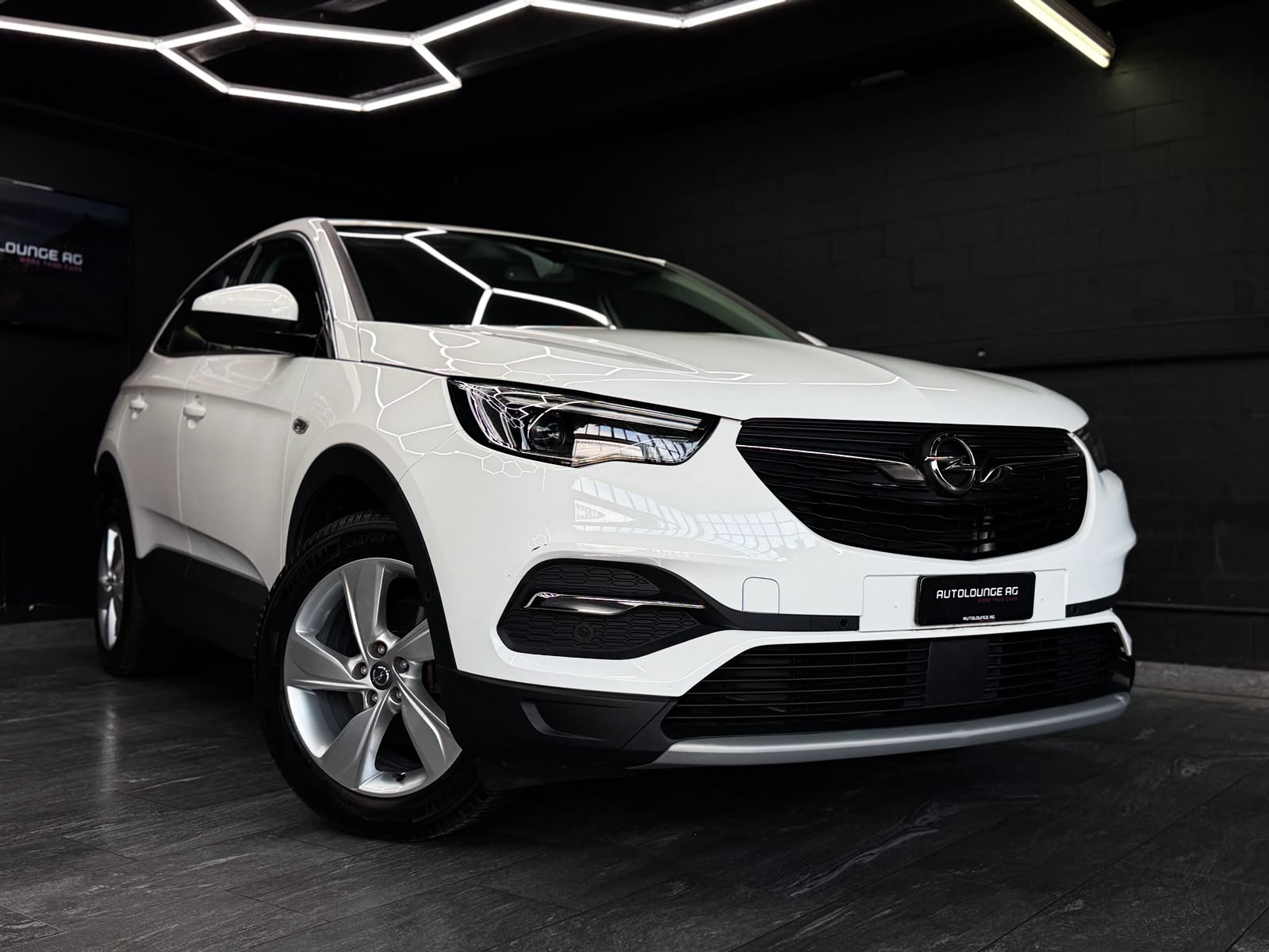 OPEL Grandland X 1.6 TP Ultimate Automatik-image-0
